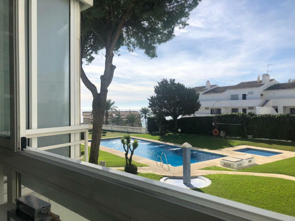 Apartamento Los Cisnes Benalmádena Esterno foto